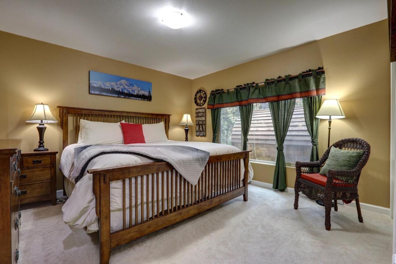Hanging Glacier Chalet Girdwood Ngoại thất bức ảnh