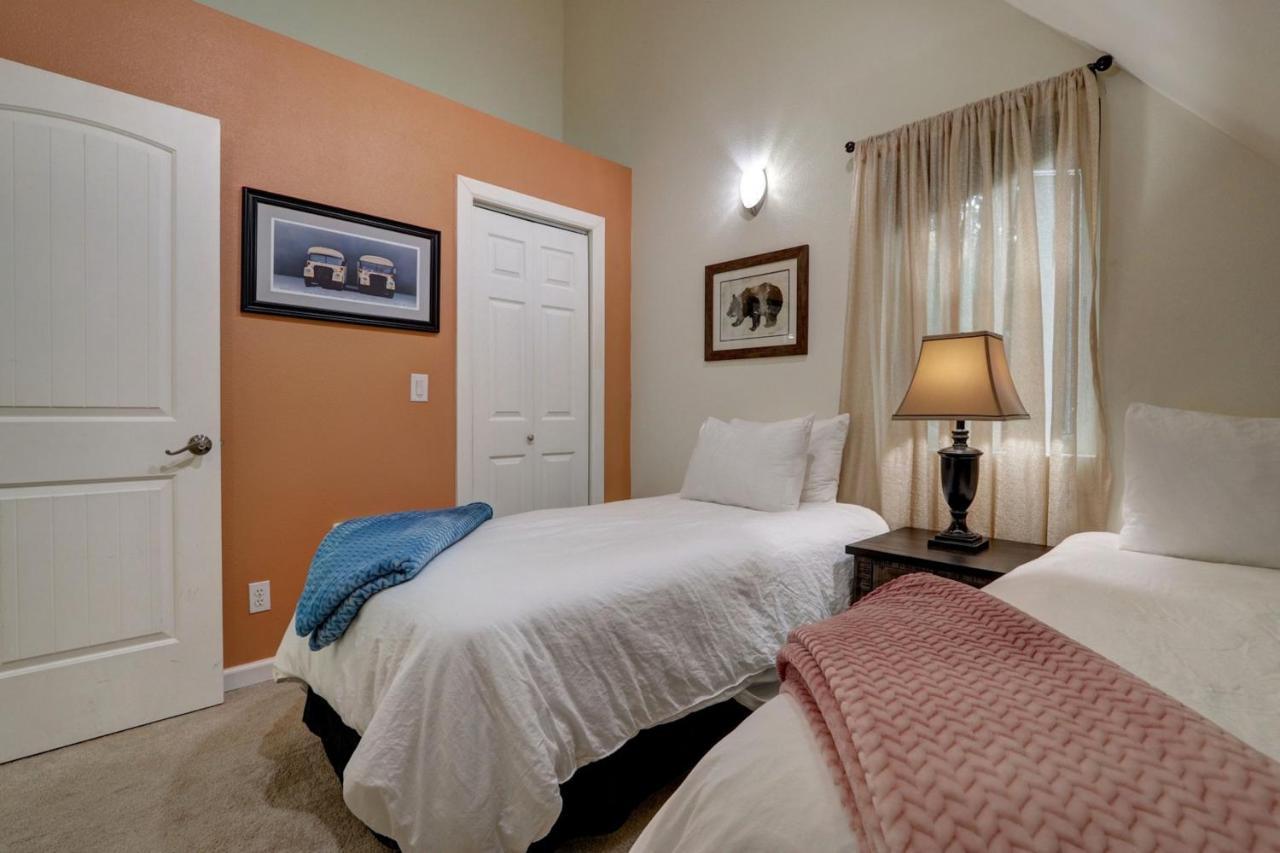 Hanging Glacier Chalet Girdwood Ngoại thất bức ảnh